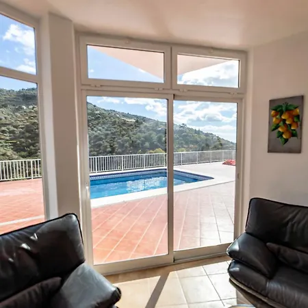 Modernes Wohnen Im Laendlichen Andalusien Holiday home *